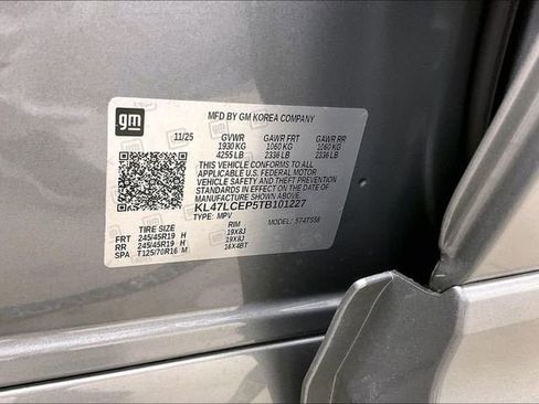 New 2026 Buick Envista Avenir image 18