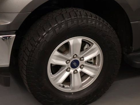 Used 2018 Ford F150 XLT image 7