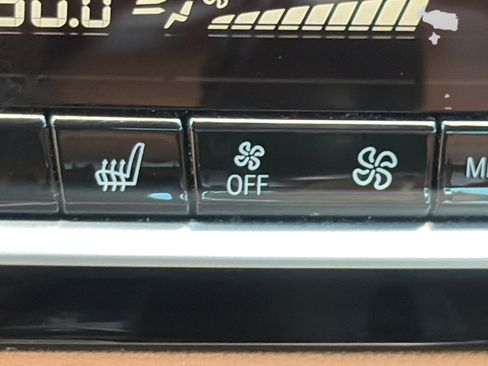 Used 2017 BMW 530i xDrive AWD/4WD image 29