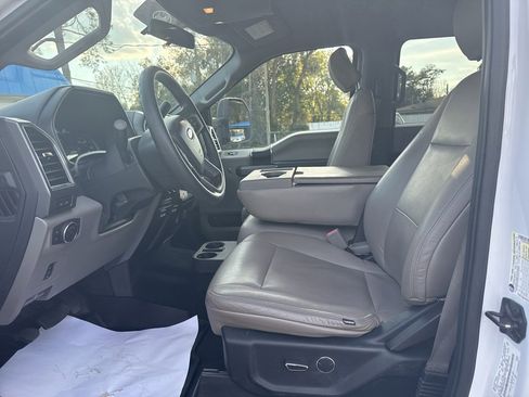 Used 2019 Ford F250 XLT w/ XLT Value Package image 11