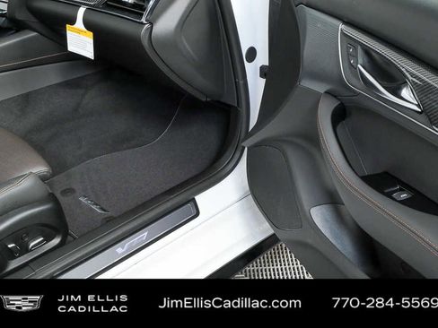 New 2026 Cadillac CT5 V image 25