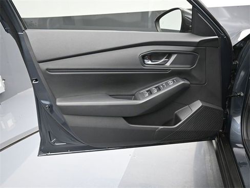 Used 2024 Honda Accord EX image 22