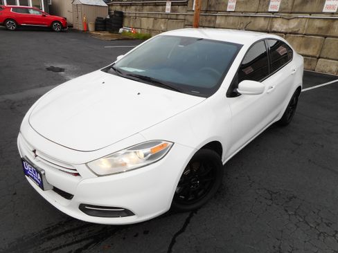 Used 2016 Dodge Dart SE w/ Convenience Group image 3