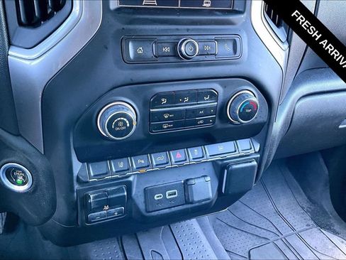 Used 2024 Chevrolet Silverado 2500 Custom w/ Custom Value Package AWD/4WD image 17
