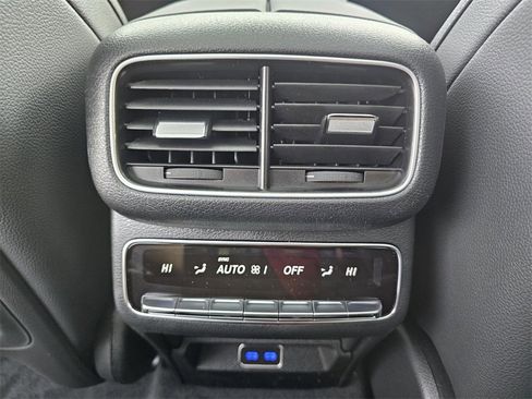 New 2026 Mercedes-Benz GLS 450 4MATIC image 29