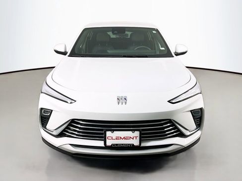 Used 2025 Buick Envista Preferred image 3