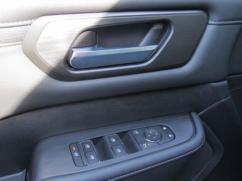 New 2026 Nissan Armada SV image 13