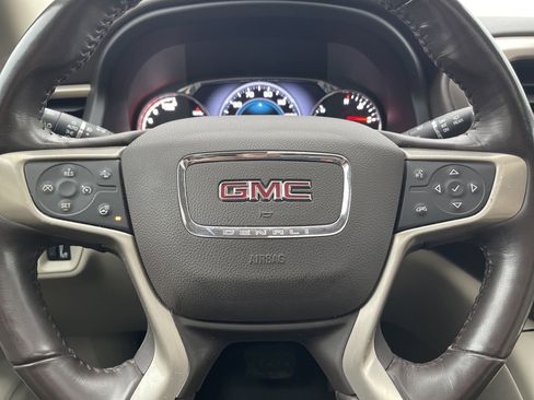 Used 2018 GMC Acadia Denali AWD/4WD image 15