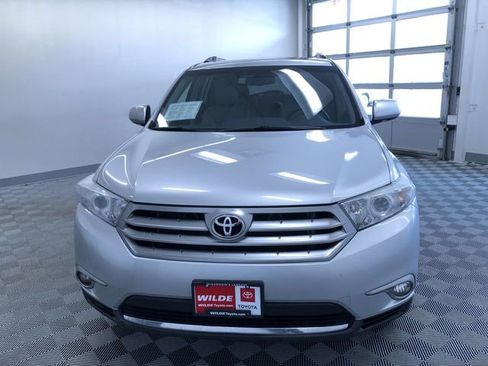 Used 2013 Toyota Highlander Limited AWD/4WD image 15
