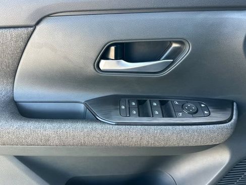 New 2026 Nissan Kicks SV FWD image 11