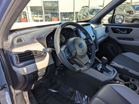 Used 2025 Subaru Forester Limited image 7