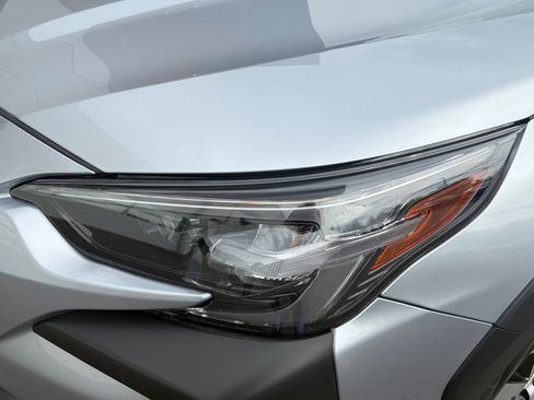 Used 2025 Subaru Outback Premium w/ Popular Package #1A AWD/4WD image 9
