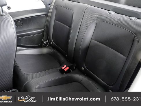 Used 2018 Volkswagen Beetle 2.0T S image 17