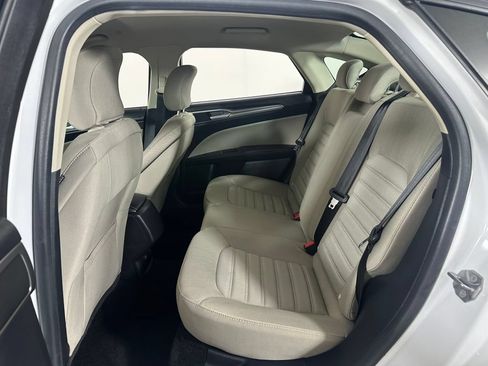 Used 2018 Ford Fusion S FWD image 21