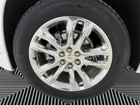 Used 2021 Chevrolet Traverse High Country image 9