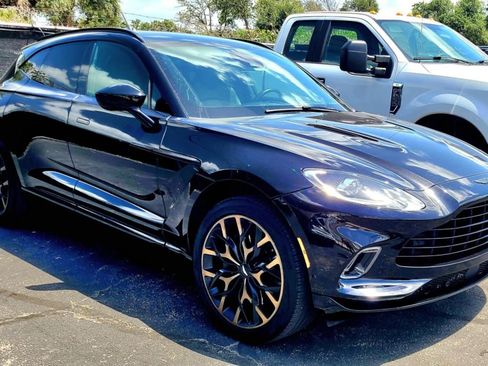 Used 2022 Aston Martin DBX AWD/4WD image 10