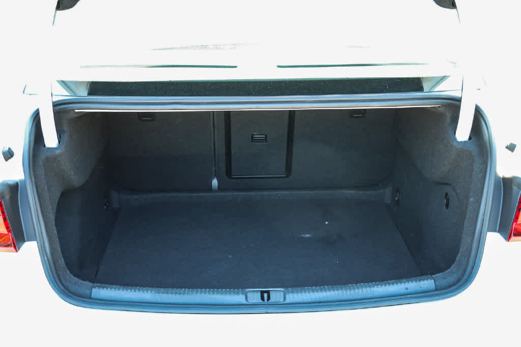 Used 2020 Audi A3 2.0T Premium FWD image 27