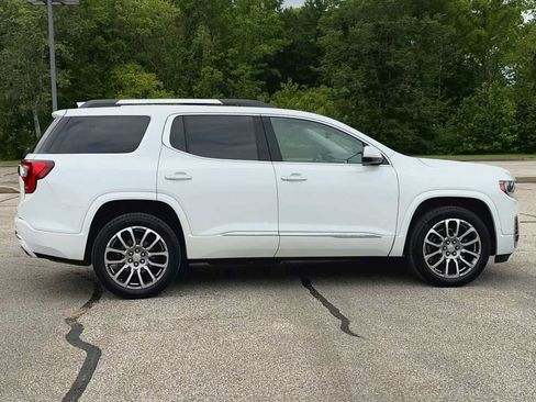 Used 2023 GMC Acadia Denali w/ Denali Ultimate Package AWD/4WD image 9