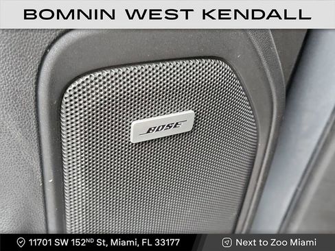 Used 2020 GMC Sierra 1500 SLT w/ SLT Premium Package image 29