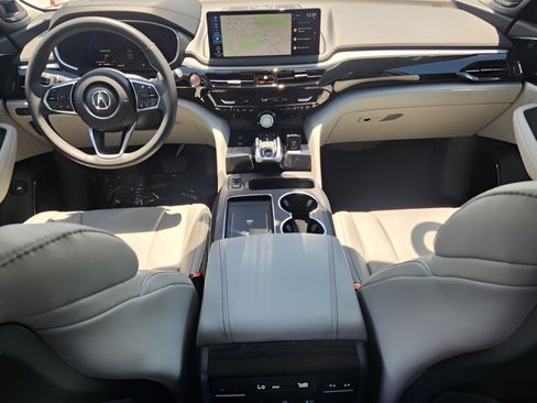 Used 2025 Acura MDX FWD w/ Technology Package image 12