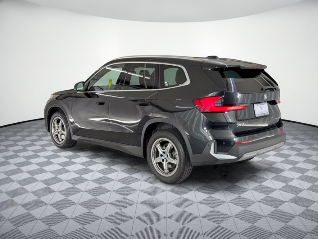 Certified 2023 BMW X1 xDrive28i w/ Convenience Package AWD/4WD image 3