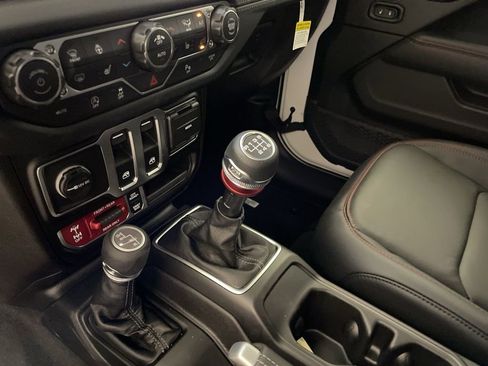 New 2026 Jeep Wrangler Rubicon AWD/4WD image 12