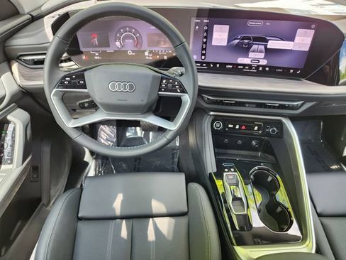 New 2026 Audi Q5 Premium Plus AWD/4WD image 25