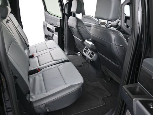 Used 2024 Ford F150 Lightning Lariat image 31