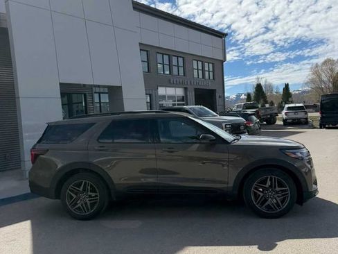 New 2026 Ford Explorer ST w/ Sun And Sound Package AWD/4WD image 7