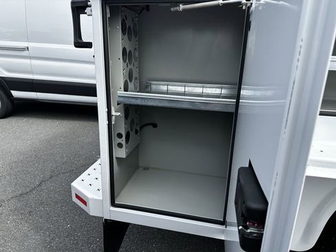 New 2026 Ford F550 4x4 Crew Cab image 46