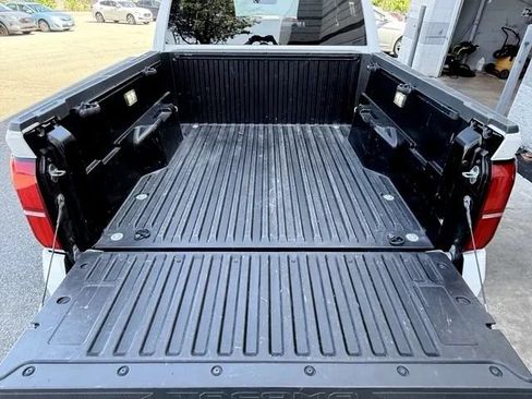 Used 2024 Toyota Tacoma TRD Off-Road AWD/4WD image 34
