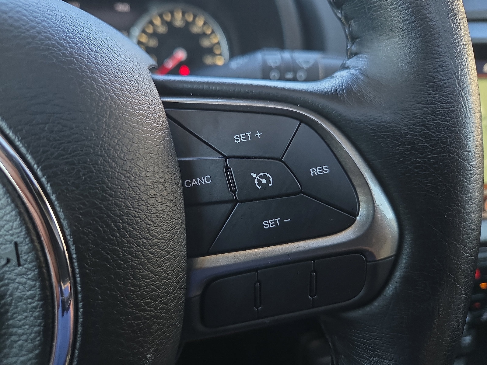 Used 2021 Jeep Renegade Limited w/ Sun & Sound Group AWD/4WD image 17