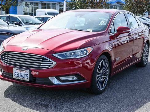 Used 2017 Ford Fusion Energi Titanium image 3