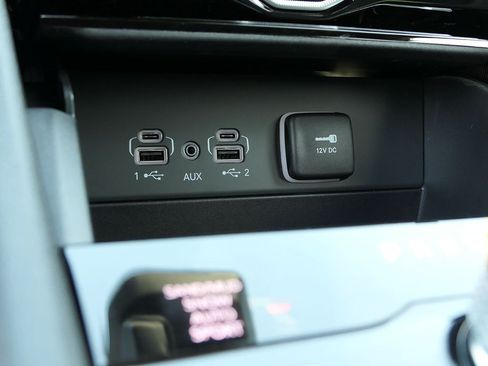 New 2026 Jeep Grand Cherokee Limited w/ Limited Altitude Package AWD/4WD image 18