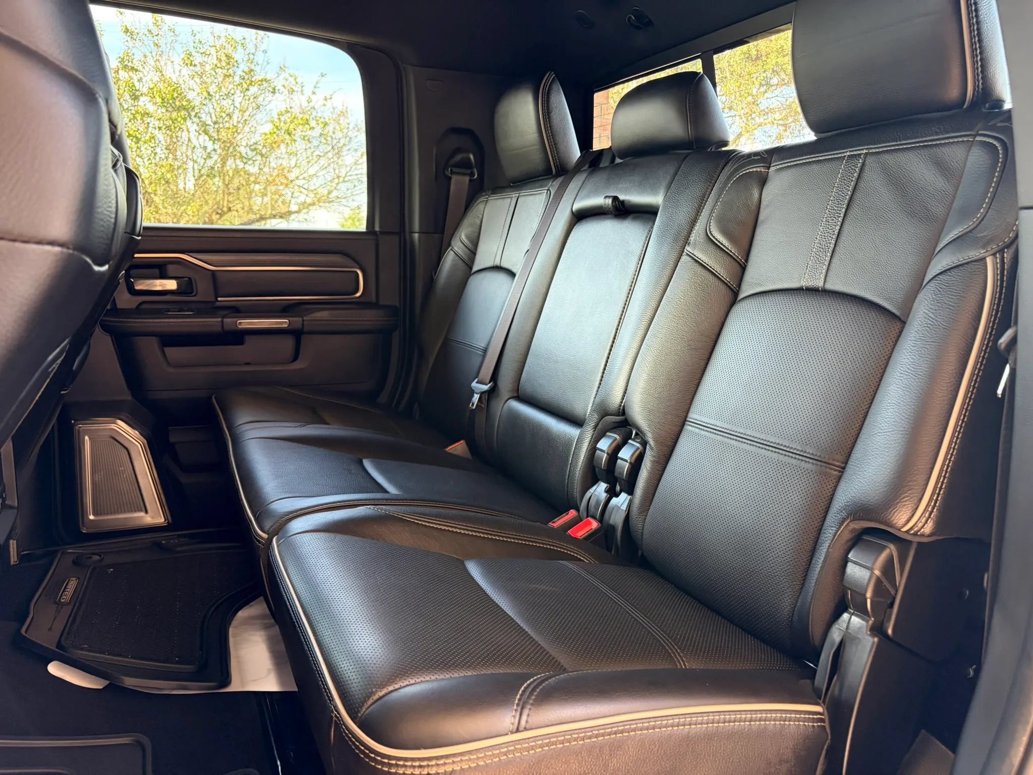 Used 2021 RAM 2500 Limited AWD/4WD image 17
