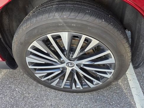 Used 2024 Lexus RX 350 Premium Plus w/ Convenience Package FWD image 15