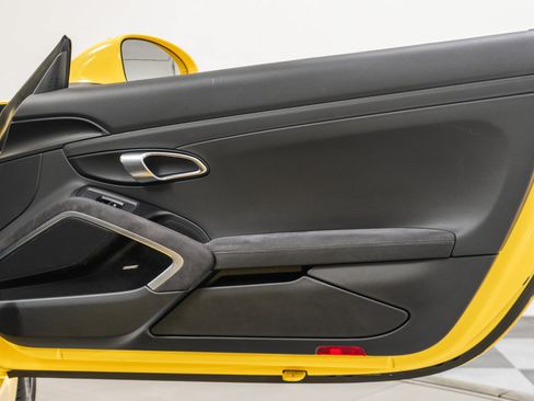 Used 2018 Porsche 718 Boxster GTS RWD image 42