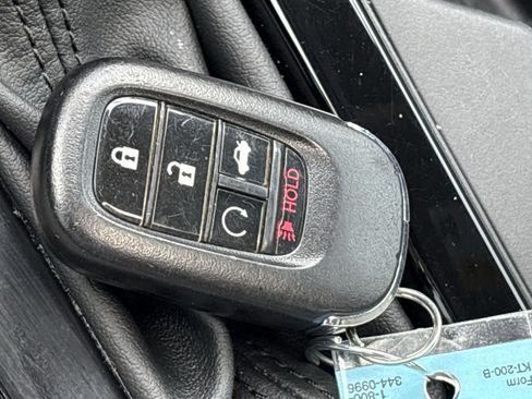 Used 2023 Honda Accord EX-L image 18