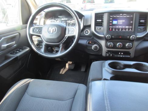 Used 2020 RAM 1500 Big Horn RWD image 14
