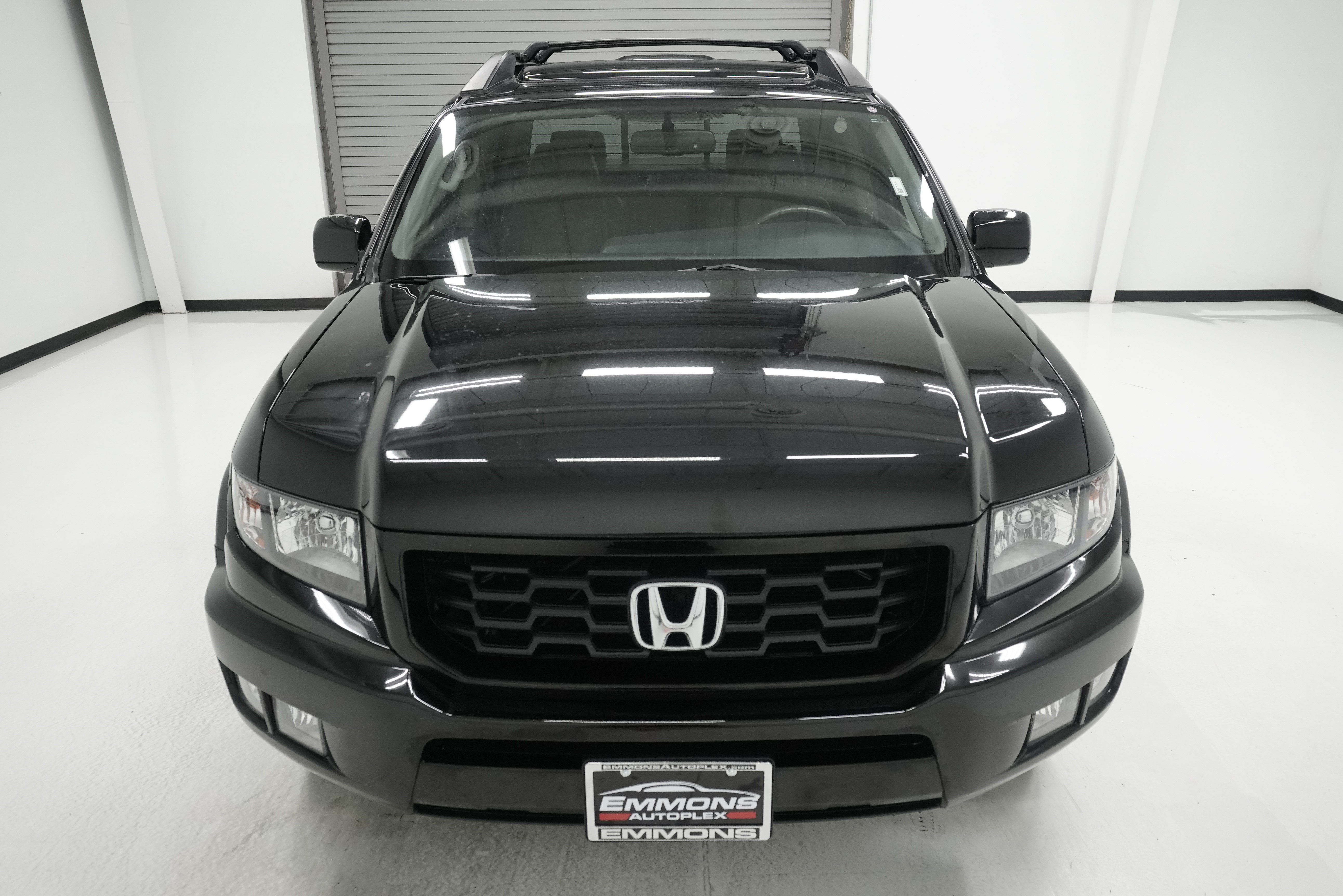 Used 2014 Honda Ridgeline SE image 2