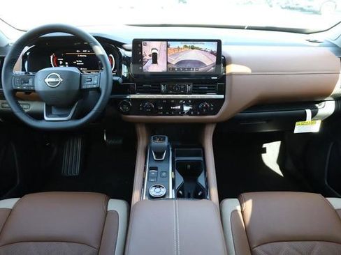 New 2026 Nissan Pathfinder Platinum AWD/4WD image 27