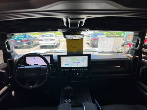 Used 2025 GMC Hummer EV 2X AWD/4WD image 70