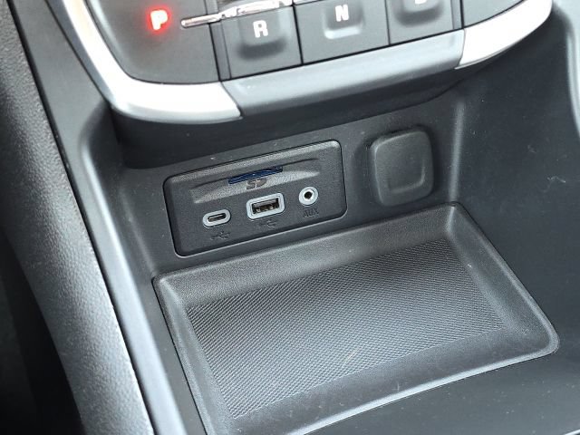 Used 2023 GMC Terrain SLT w/ Tech Package AWD/4WD image 35