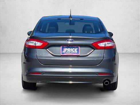 Used 2015 Ford Fusion SE FWD image 7