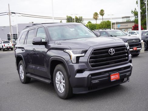 New 2026 Toyota Sequoia SR5 AWD/4WD image 1