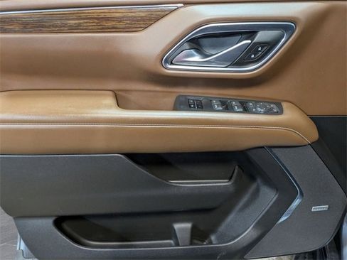Certified 2022 Chevrolet Suburban High Country image 13