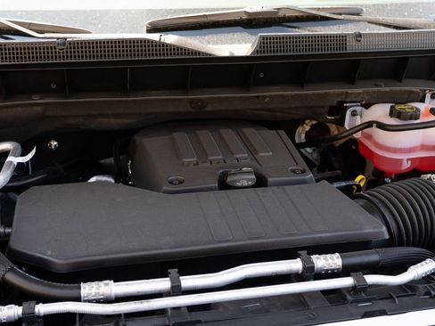 New 2025 Chevrolet Silverado 1500 LT image 37