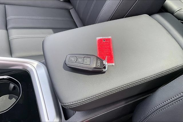New 2026 Audi Q5 Premium AWD/4WD image 10