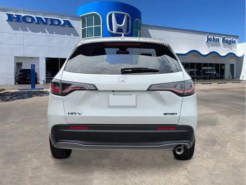 Certified 2026 Honda HR-V Sport image 3