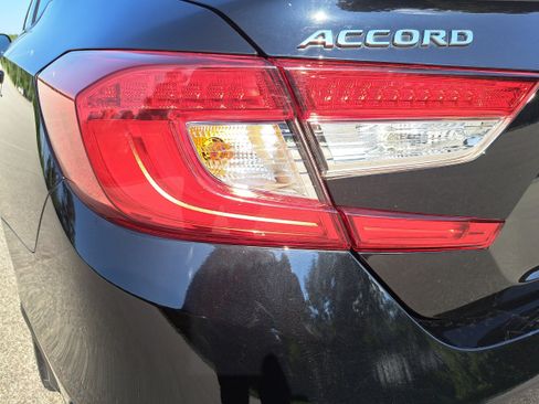 Used 2022 Honda Accord Sport image 31